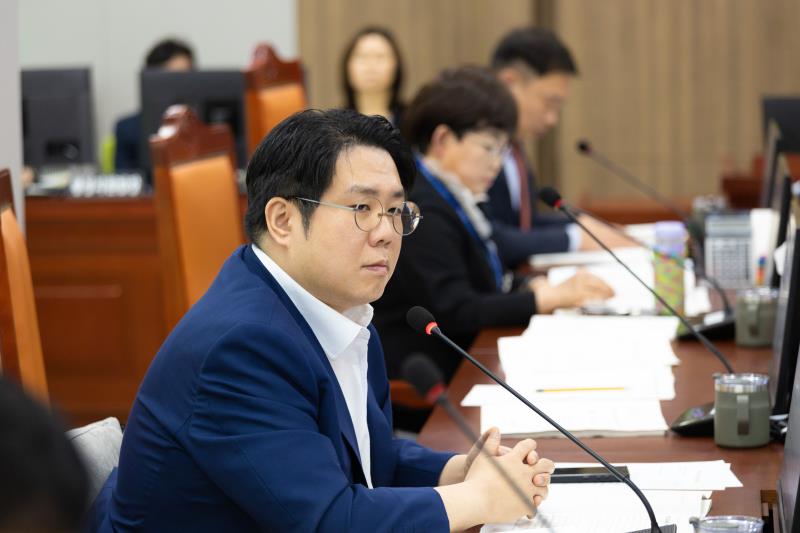 제385회 임시회 제1차 교육기획위원회_6