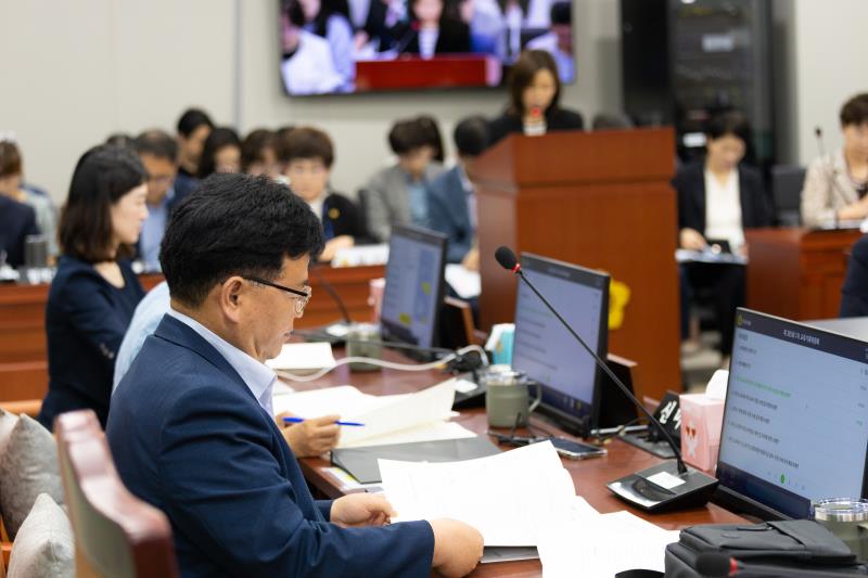 제385회 임시회 제1차 교육기획위원회_3