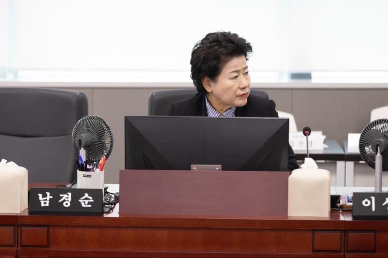 경기도 플랫폼 노동자의 안정적 근로환경 조성방안 연구
