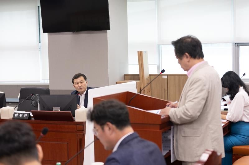 경기도 플랫폼 노동자의 안정적 근로환경 조성방안 연구_5