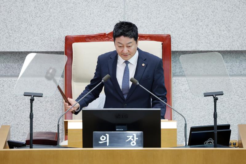 제385회 임시회 제2차 본회의 사진 4