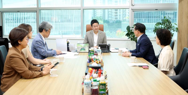 김진경 의장 치매노인 구강보건 관련 정책 정담회_4
