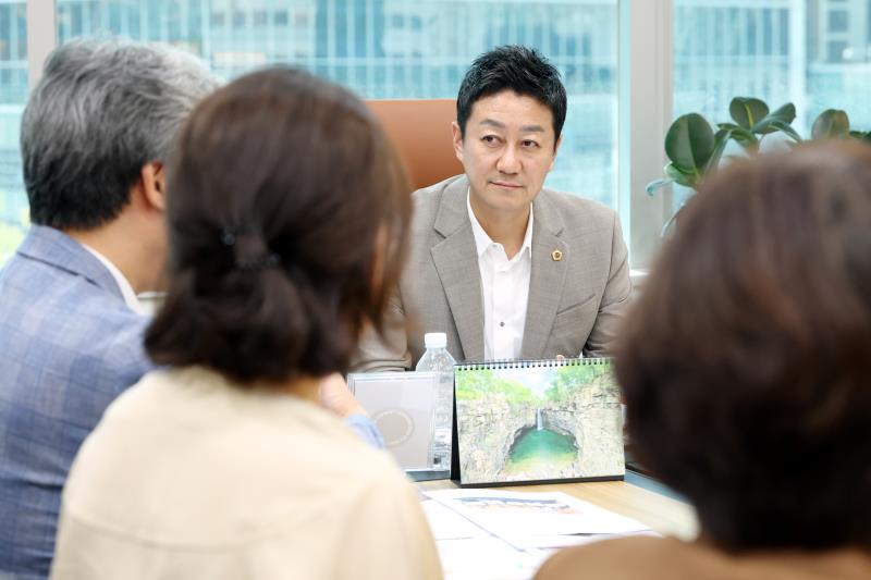 김진경 의장 치매노인 구강보건 관련 정책 정담회_7