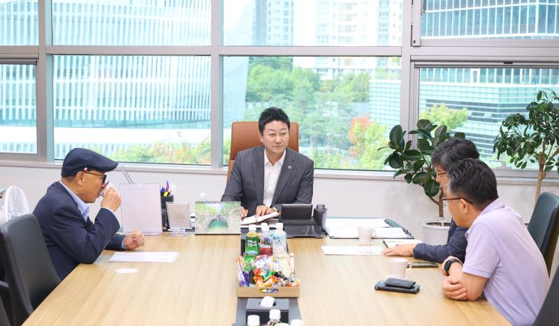 김진경 의장 경기도수의사회 관계자 접견_3