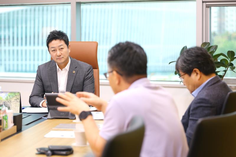 김진경 의장 경기도수의사회 관계자 접견_9