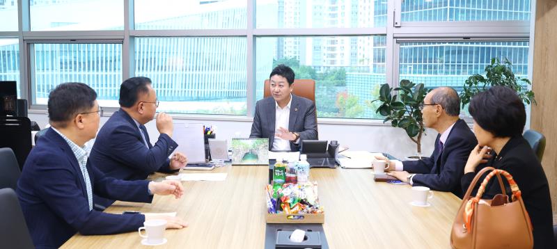 김진경의장 경기도종교지도자협의회 대표회장 등 접견_2