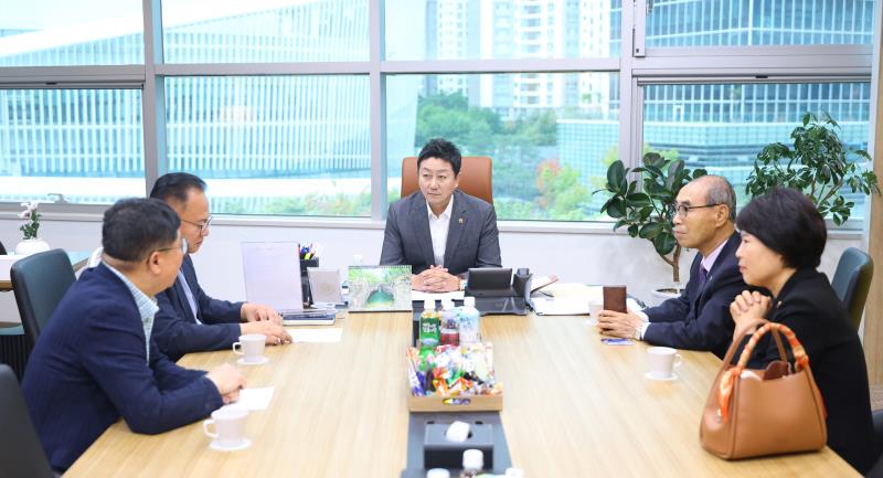 김진경의장 경기도종교지도자협의회 대표회장 등 접견_5
