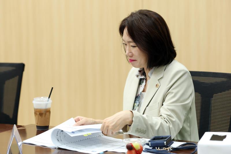 경기도의회 소송비용 지원 심의위원회 회의_7