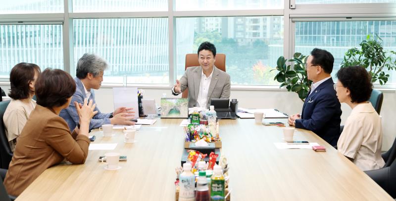 김진경 의장 치매노인 구강보건 관련 정책 정담회