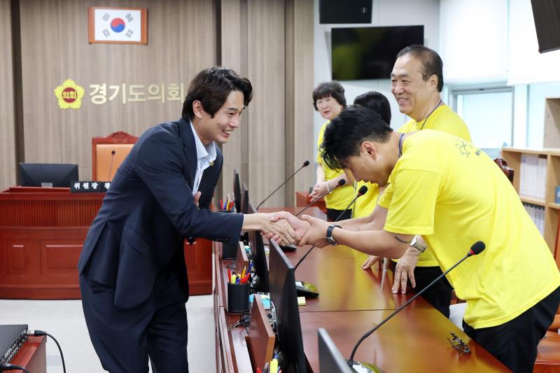 황대호 문화체육관광위원장 최재형고려인민족학교 아리랑무용단 정담회_4
