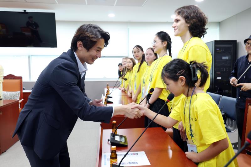 황대호 문화체육관광위원장 최재형고려인민족학교 아리랑무용단 정담회_8
