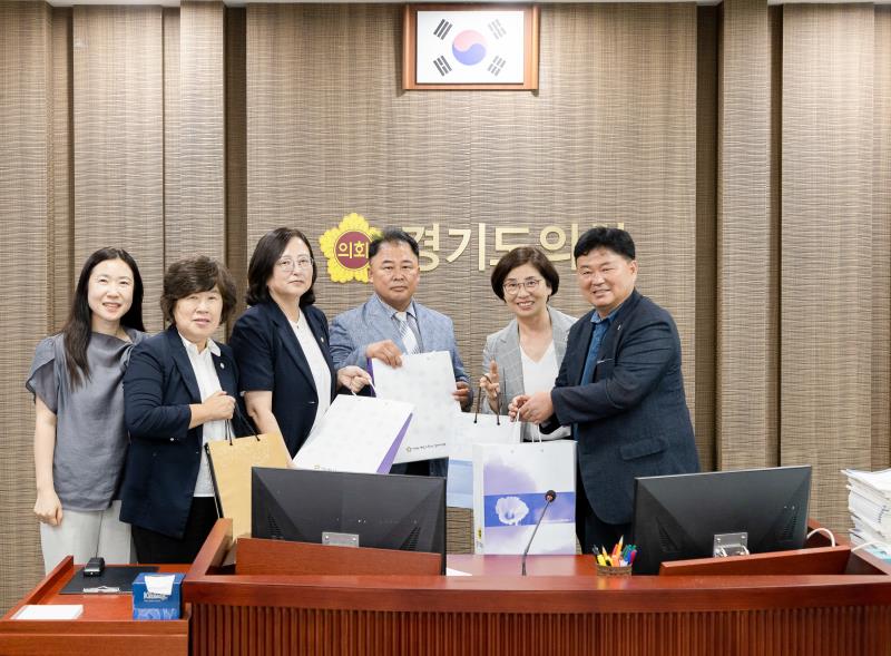 김해형초고령노인정책연구회 선진기관 방문_4