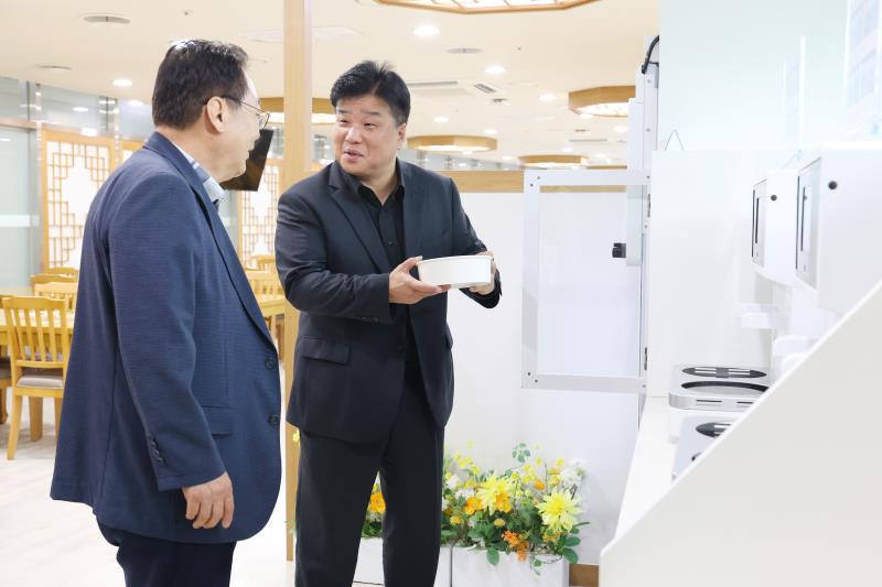 양우식 의회운영위원장 라면조리코너 시식회_3