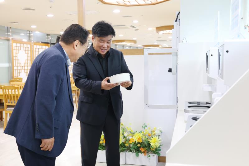 양우식 의회운영위원장 라면조리코너 시식회_4