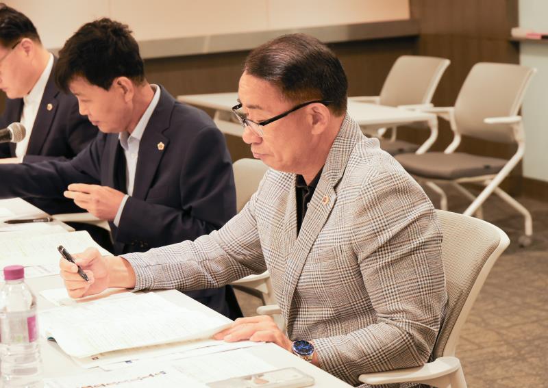 2025년도 제2회 경기도청 추경 예산(안) 심사 대비 경기도의회 예산결산특별위원회 사전설명회_3