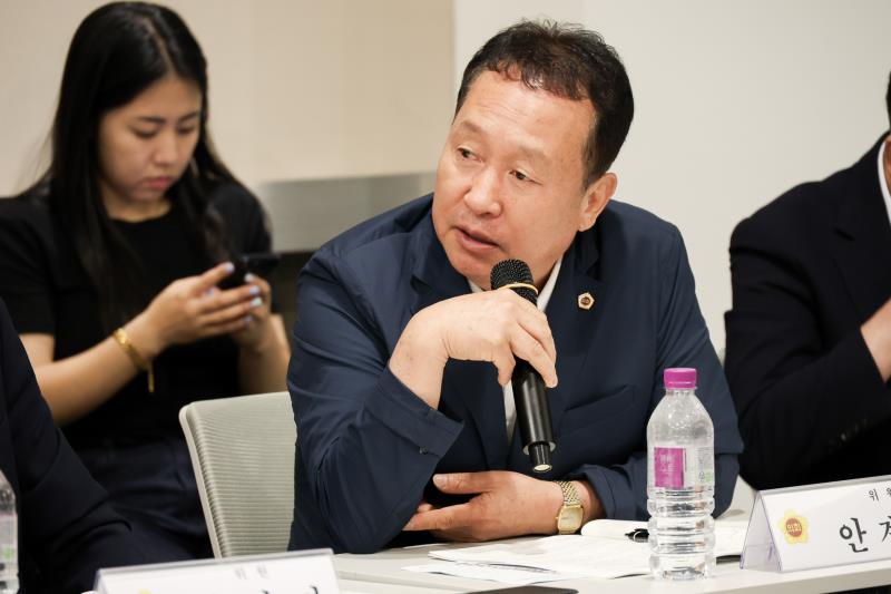 2025년도 제2회 경기도청 추경 예산(안) 심사 대비 경기도의회 예산결산특별위원회 사전설명회_3