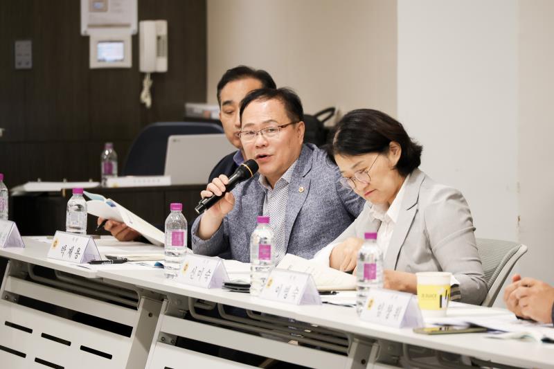 2025년도 제2회 경기도청 추경 예산(안) 심사 대비 경기도의회 예산결산특별위원회 사전설명회_4