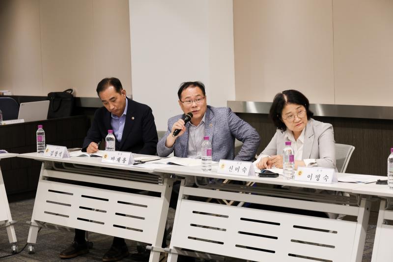 2025년도 제2회 경기도청 추경 예산(안) 심사 대비 경기도의회 예산결산특별위원회 사전설명회_7