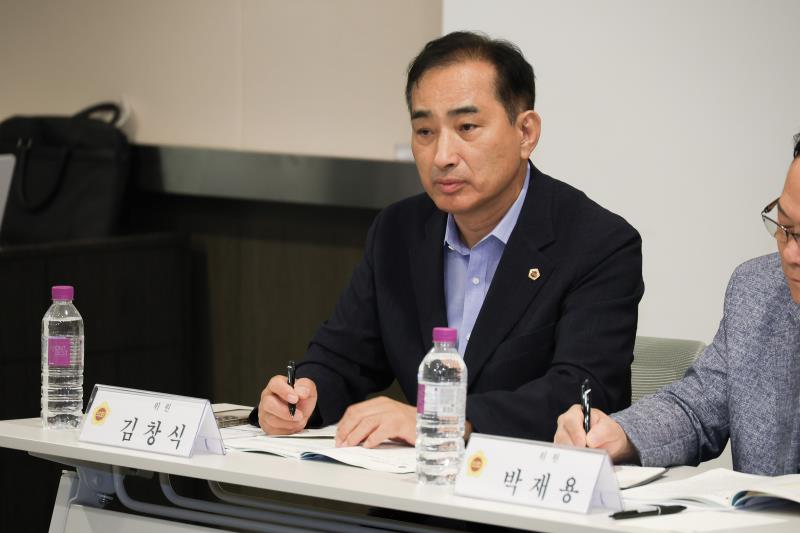 2025년도 제2회 경기도청 추경 예산(안) 심사 대비 경기도의회 예산결산특별위원회 사전설명회_4