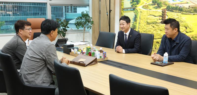 경기도의회 김진경의장 지역발전유공자 표창 수여_4