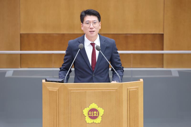 제386회 임시회 제3차 본회의 (오전 5분 발언 일괄질문)
