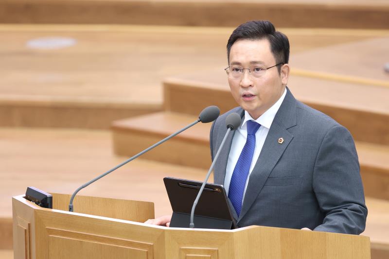제386회 임시회 제3차 본회의 (오전 5분 발언 일괄질문)_9