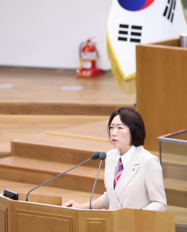제386회 임시회 제3차 본회의 (오전 5분 발언 일괄질문)_10