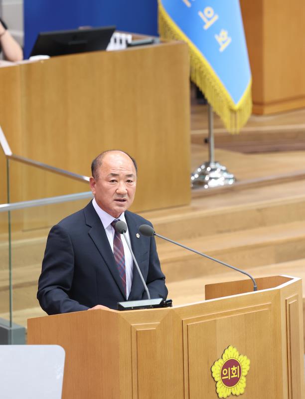 제386회 임시회 제3차 본회의 (오후 일괄질문)_8