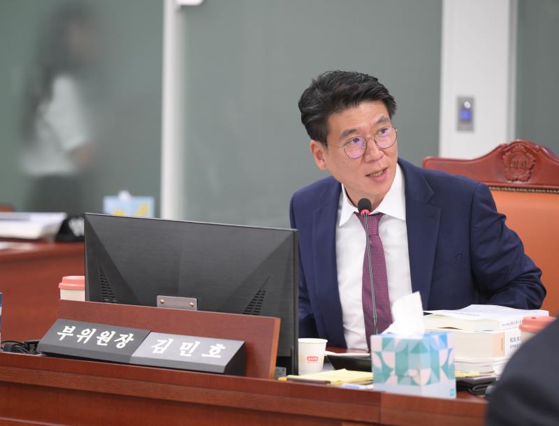 제386회 임시회 제1차 여성가족평생교육위원회_4