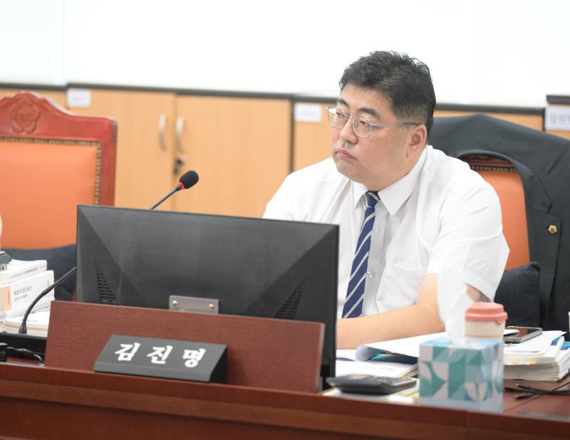 제386회 임시회 제1차 여성가족평생교육위원회_8