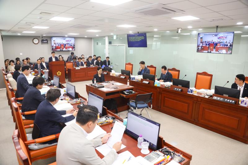 제386회 임시회 제1차 안전행정위원회
