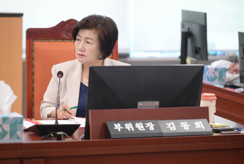 제386회 임시회 제1차 여성가족평생교육위원회_8