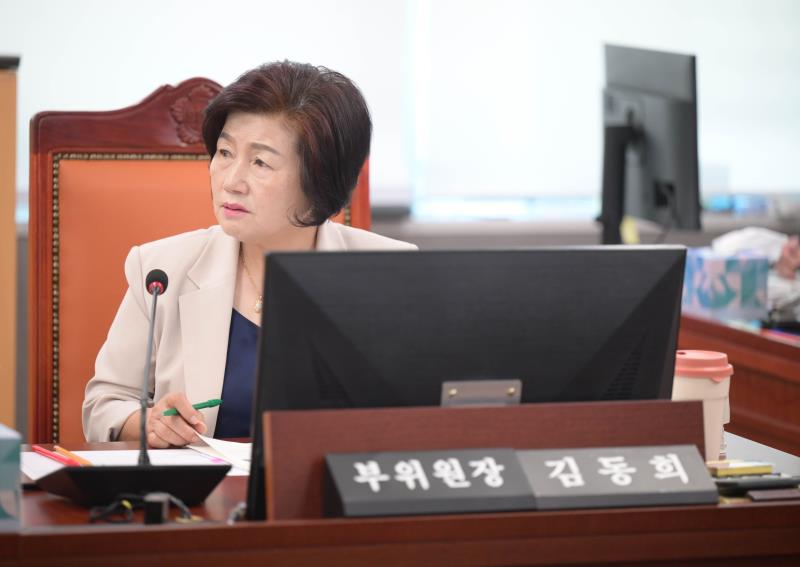 제386회 임시회 제1차 여성가족평생교육위원회_9
