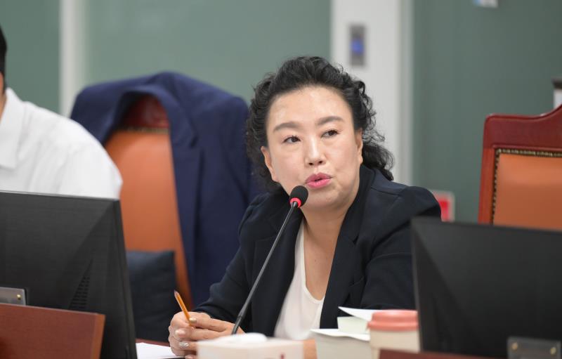 제386회 임시회 제1차 여성가족평생교육위원회_6