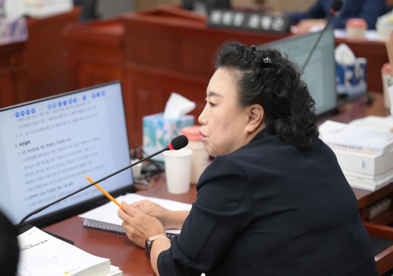 제386회 임시회 제1차 여성가족평생교육위원회_9