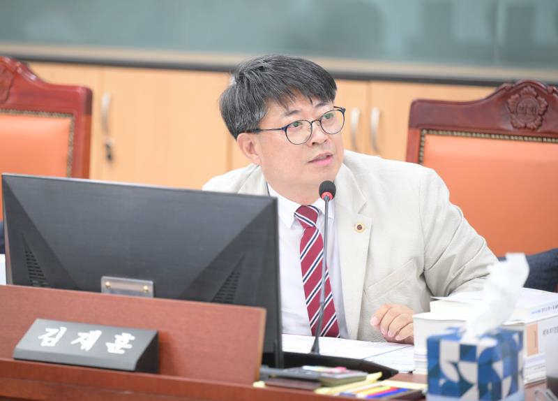 제386회 임시회 제1차 여성가족평생교육위원회_3