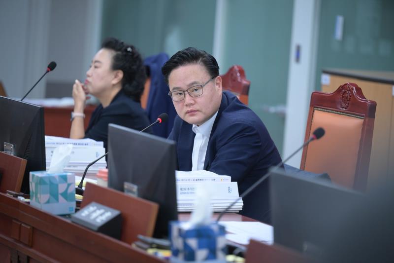 제386회 임시회 제1차 여성가족평생교육위원회_4