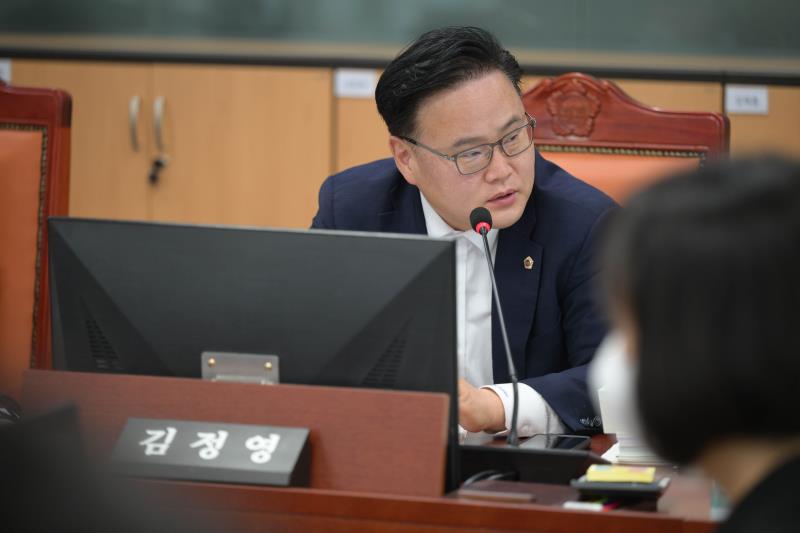제386회 임시회 제1차 여성가족평생교육위원회_8