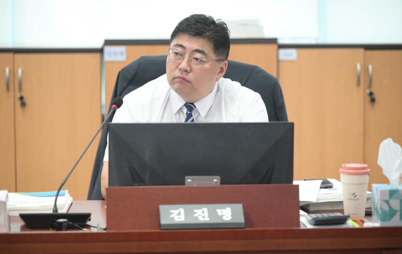 제386회 임시회 제1차 여성가족평생교육위원회_3