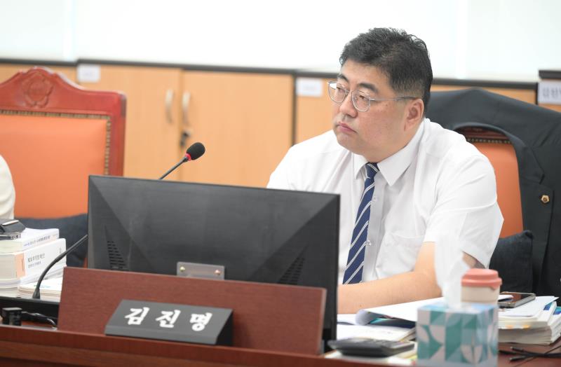 제386회 임시회 제1차 여성가족평생교육위원회_5