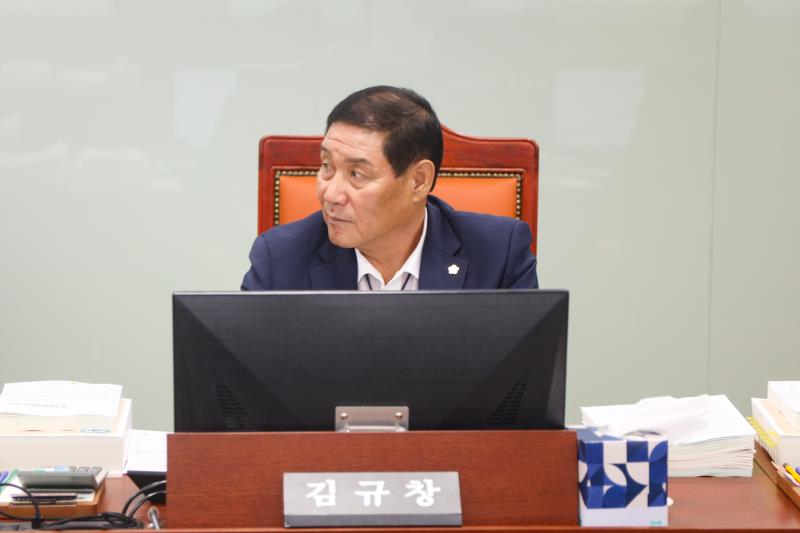 제386회 임시회 제1차 안전행정위원회_4