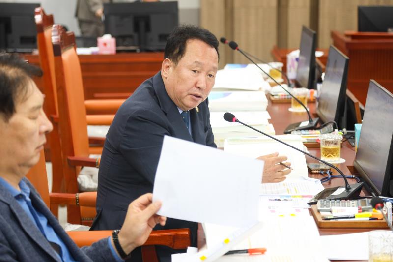 제386회 임시회 제1차 안전행정위원회_4