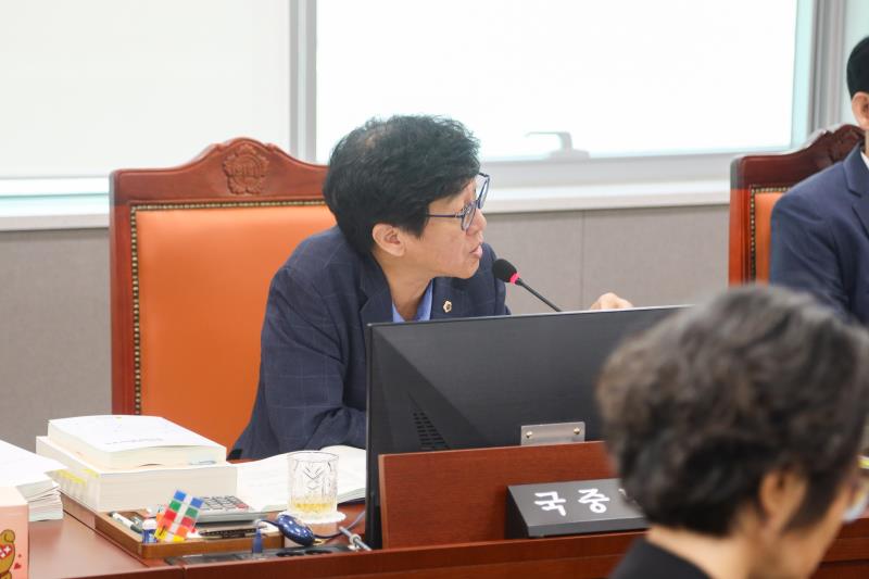 제386회 임시회 제1차 안전행정위원회_9