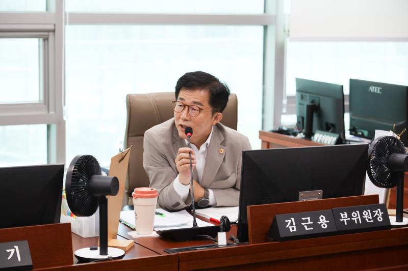 제386회 임시회 제1차 교육행정위원회_3