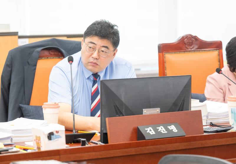 제386회 임시회 제2차 여성가족평생교육위원회_8
