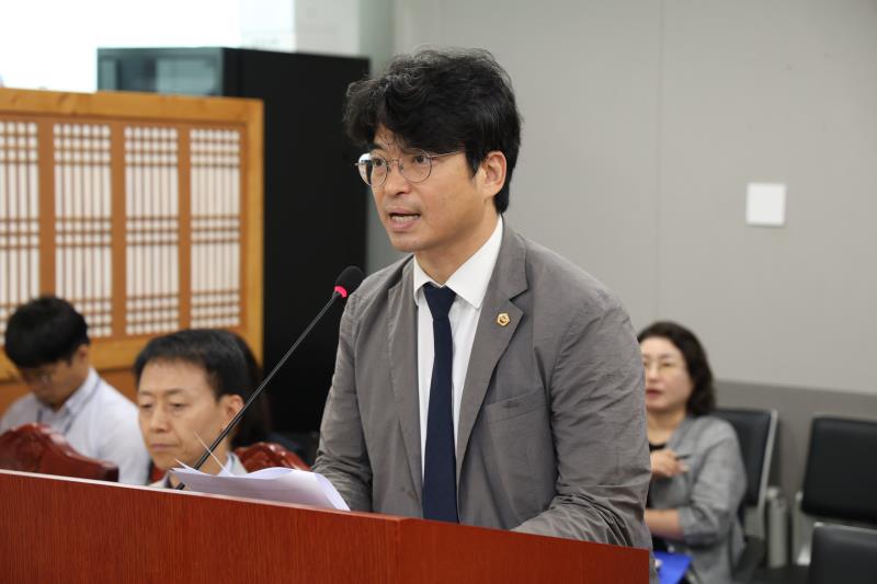 제386회 임시회 제2차 안전행정위원회_9
