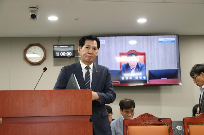 제386회 임시회 제2차 안전행정위원회_3