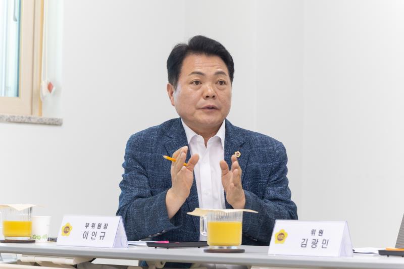 제386회 임시회 교육기획위원회 현장방문-1_4