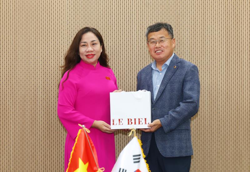 베트남 닌빈(하남)성 인민의회 대표단 영접_10