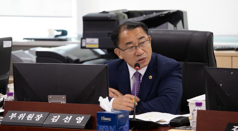 제386회 임시회 제1차 경기도청예산결산특별위원회(최종)_3